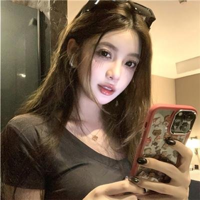 卡门和罗拉